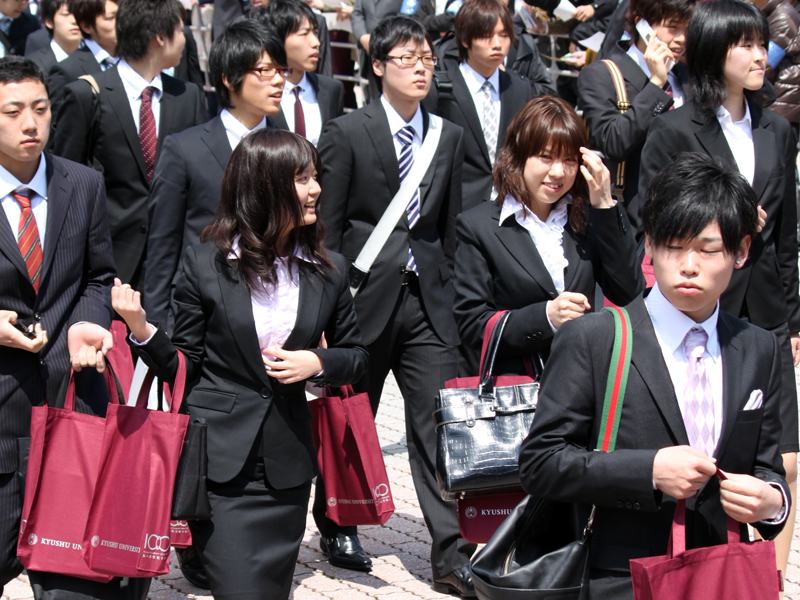カバン 入学 式 入学式母親バッグ(カバン)のマナー！ブランドや色、大きさの選び方